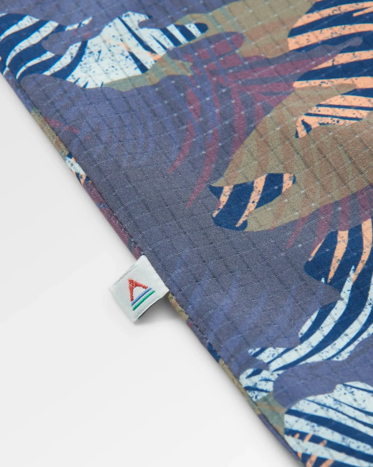 Shirts|Tops|Passenger 365 Recycled Active Shirt - Palm Camo Apricot PalmCamoApricot
