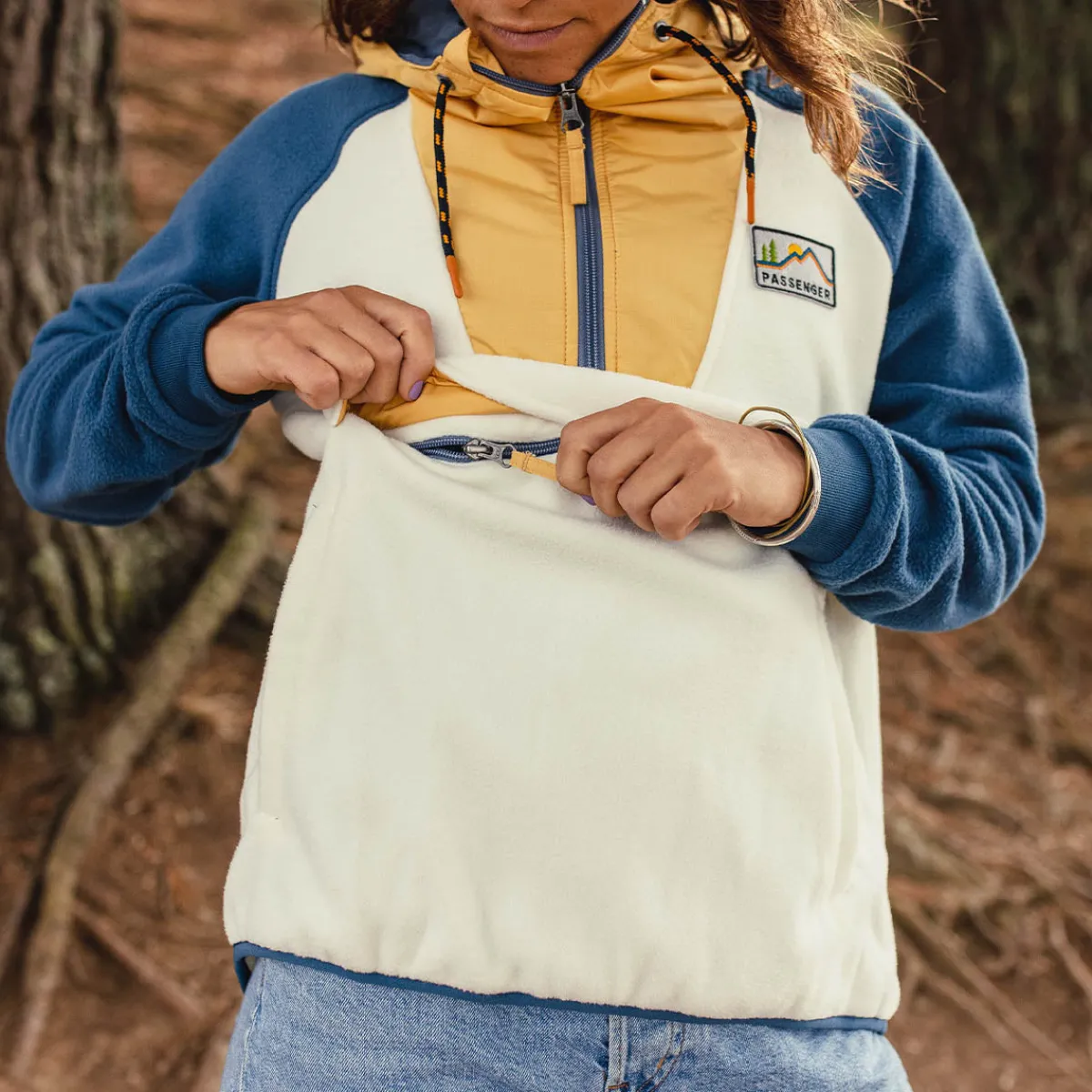 Fleece|Fleece|Passenger Alexander Recycled Polar Hooded Fleece - Egret