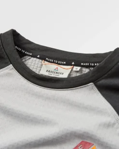 Tops|Tops & T-Shirts|Passenger Atlantis Recycled Base Layer Long Sleeve T-Shirt - Black/Grey Marl Black/GreyMarl