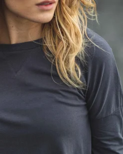 T-Shirts & Tank Tops|Tops & T-Shirts|Passenger Big Leaf Recycled Long Sleeve T-Shirt - Faded Black FadedBlack