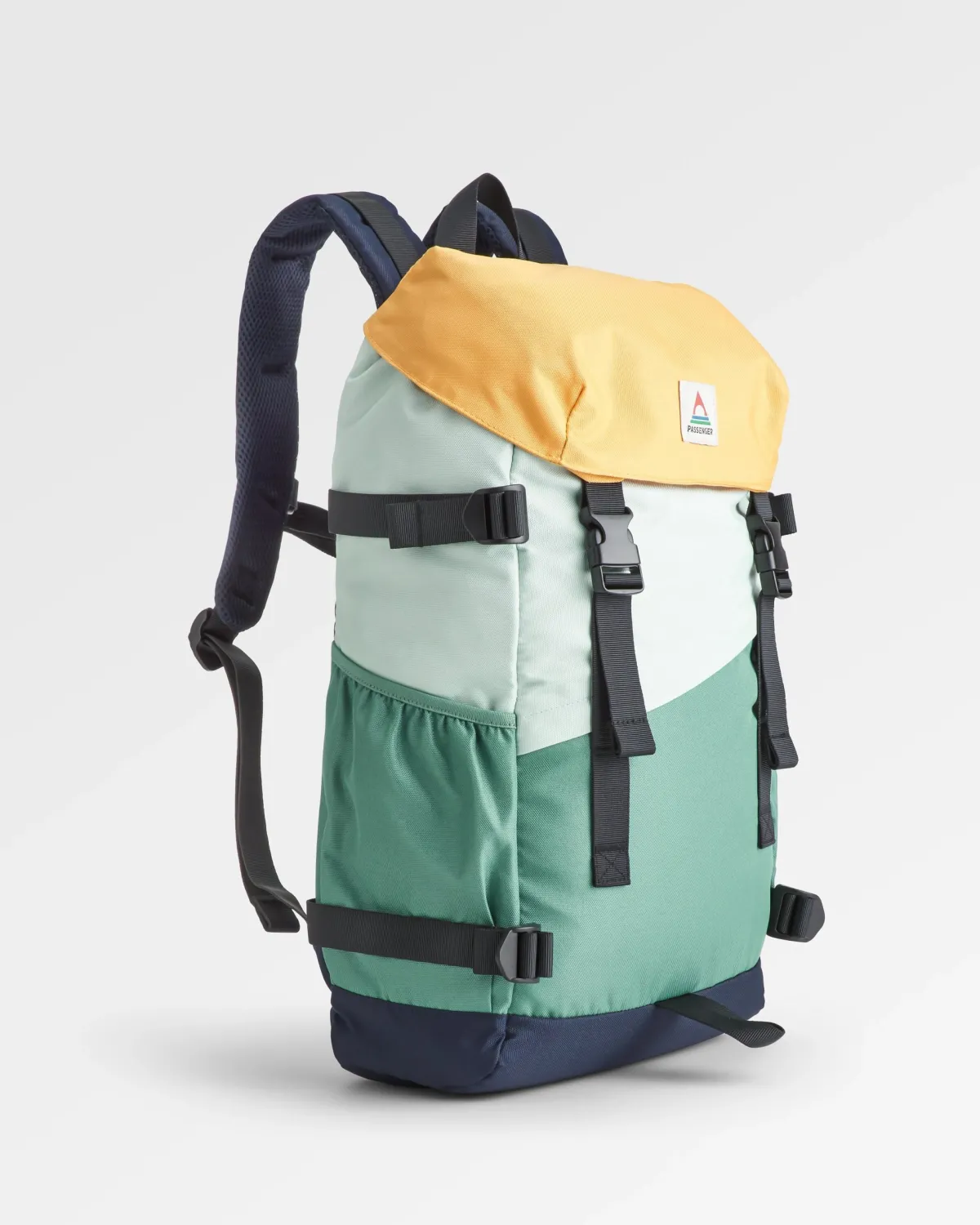 Backpacks & Bags|Backpacks & Bags|Passenger Boondocker Recycled 26L Backpack - Surf Spray Multi SurfSprayMulti