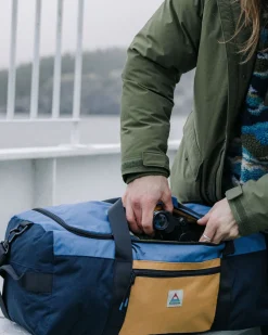 Backpacks & Bags|Backpacks & Bags|Passenger Boondocker Recycled 30L Duffel - Honey/Dark Denim/Rich Navy Honey/DarkDenim/RichNavy
