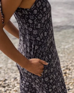 Dresses|Footwear|Passenger Breeze Maxi Dress - Simple Tile Faded Black SimpleTileFadedBlack