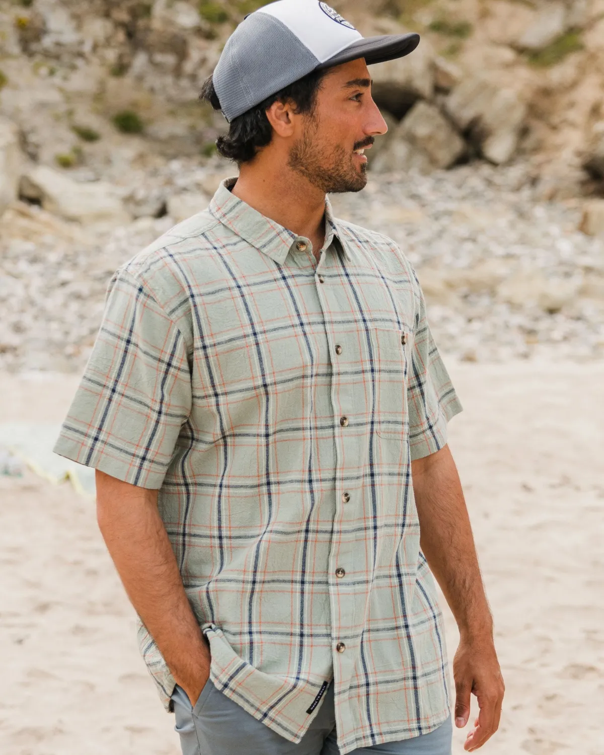 Shirts|Shirts|Passenger Chill Short Sleeve Shirt - Pistachio
