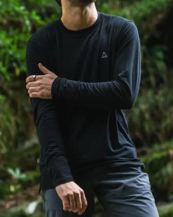 Tops|Passenger Classic Active Recycled Long Sleeve T-Shirt - Black
