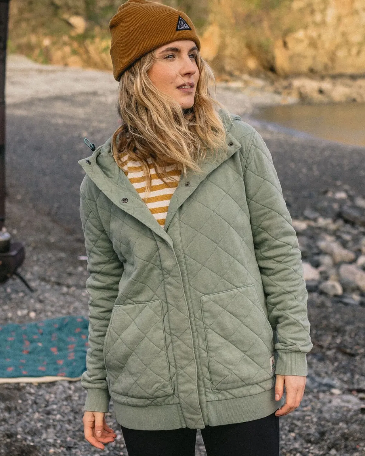 Hoodies|Hoodies & Sweatshirts|Passenger Clementine Recycled Quilted Button Up Hoodie - Pistachio