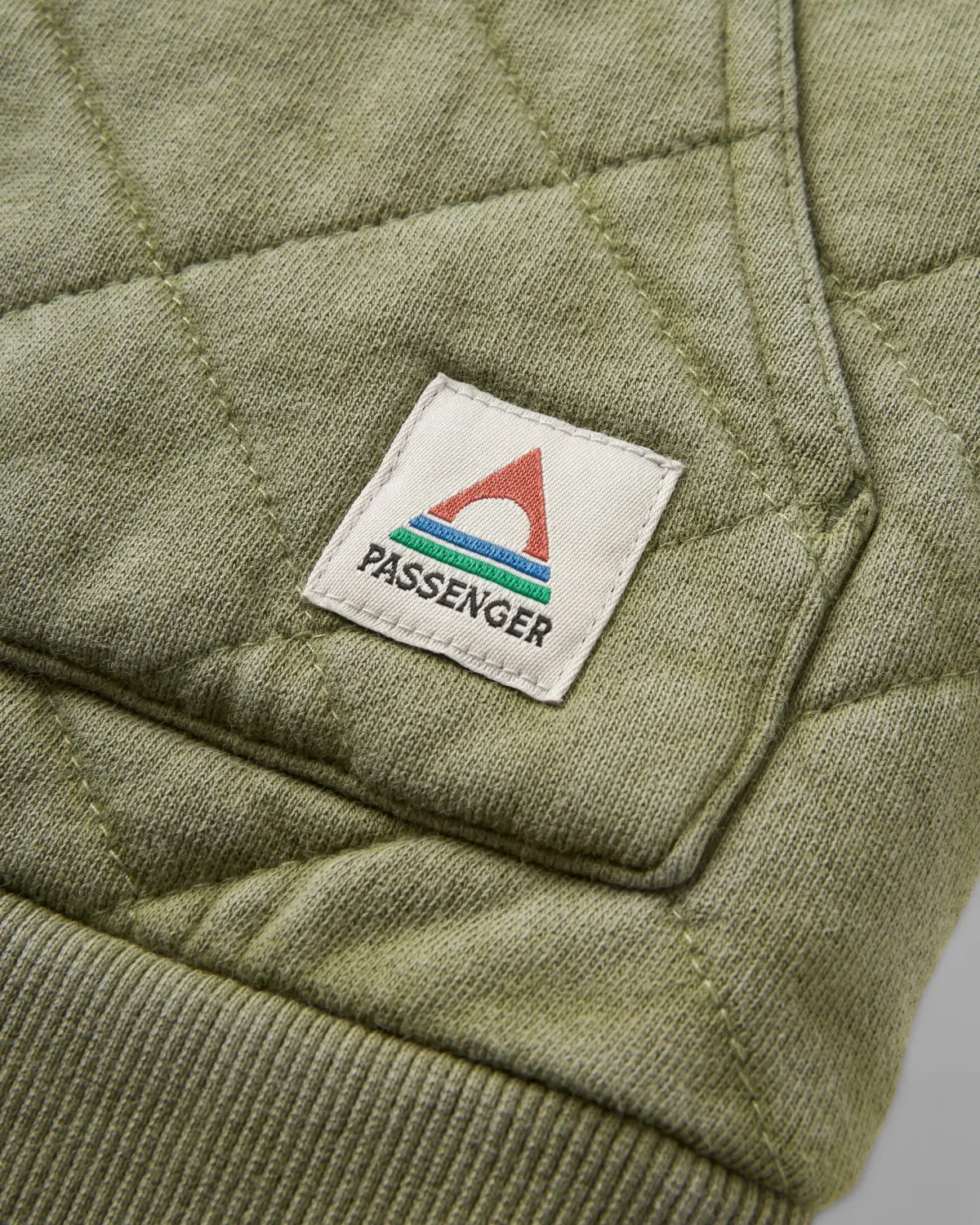 Hoodies & Sweatshirts|Passenger Clementine Recycled Quilted Vest - Khaki