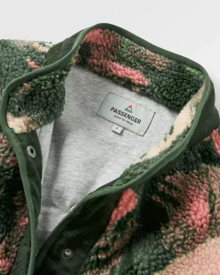 Fleece|Fleece|Passenger Clover Recycled Cotton-Lined Sherpa Fleece - Abstract Mountain Fir Tree AbstractMountainFirTree