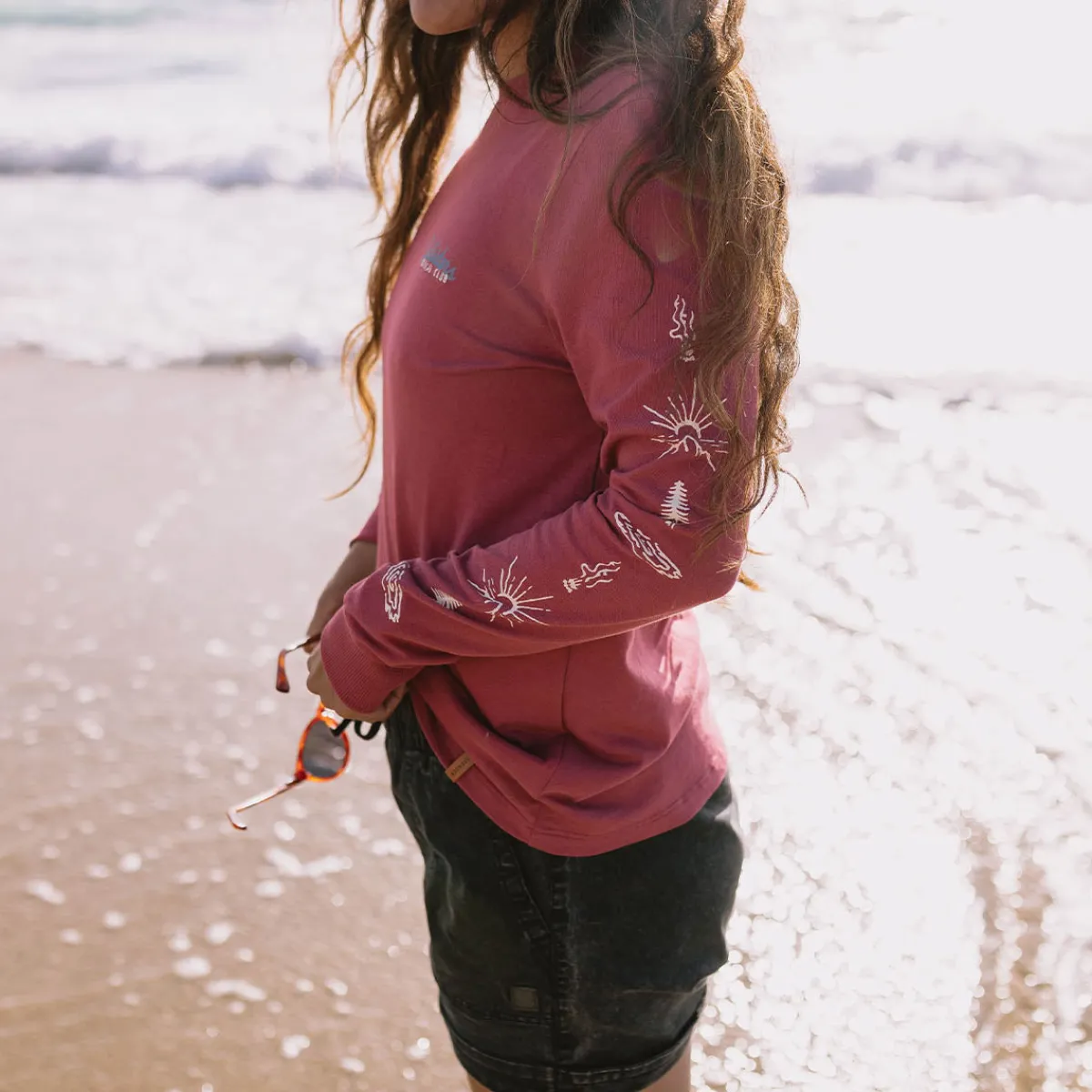 T-Shirts & Tank Tops|Tops & T-Shirts|Passenger Dawn Recycled Cotton Long Sleeve T-Shirt - Earth Red EarthRed