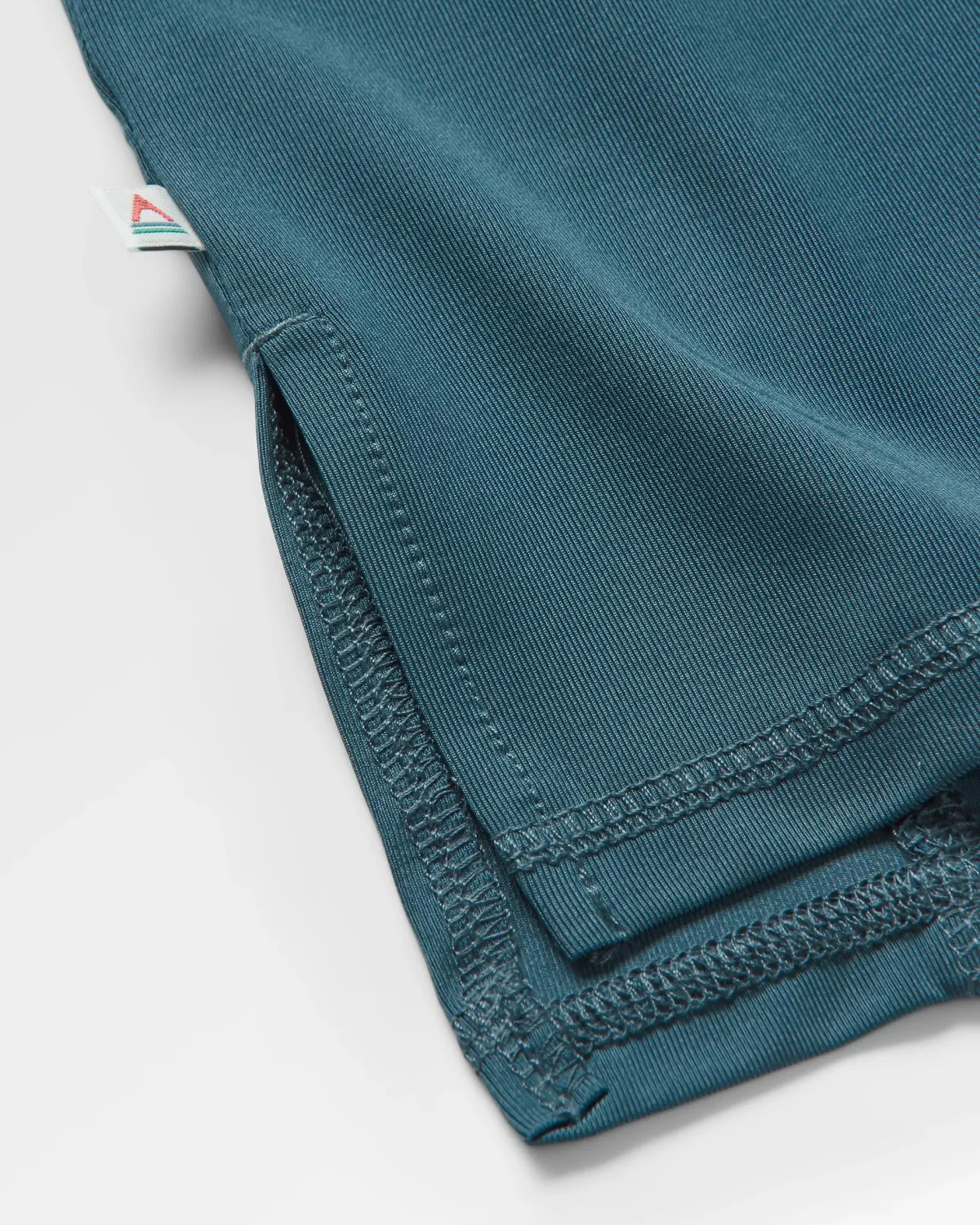 T-Shirts & Tank Tops|T-Shirts & Tank Tops|Passenger Dawn To Dusk Recycled Active T-shirt - Dark Denim DarkDenim