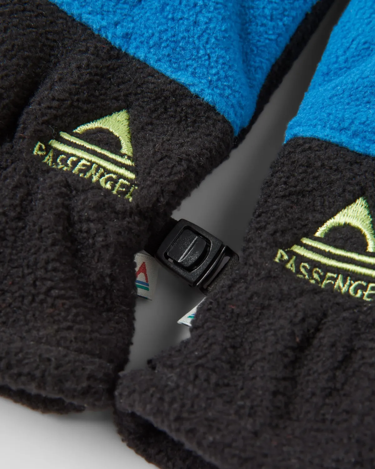 Gloves|Gloves|Passenger Daytrip Recycled Polar Fleece Touch Screen Gloves - Black/Tidal Blue Black/TidalBlue