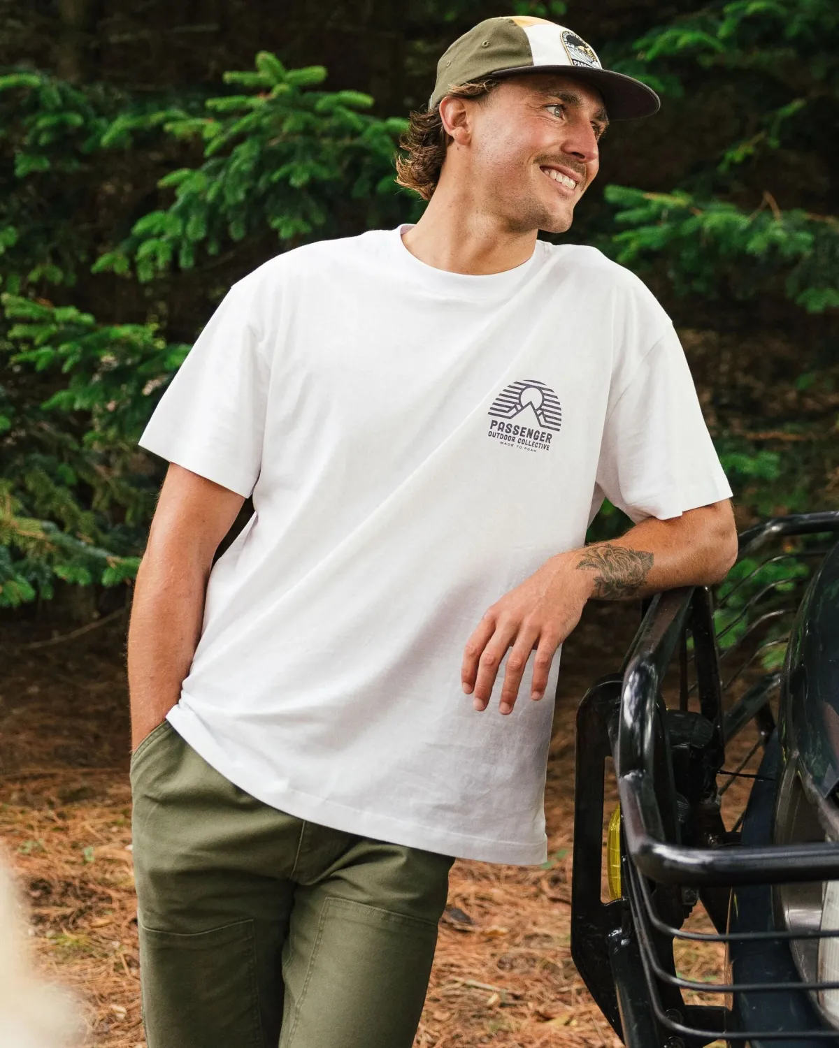 T-Shirts & Tank Tops|Passenger Elbio Recycled Relaxed Fit T-Shirt - White