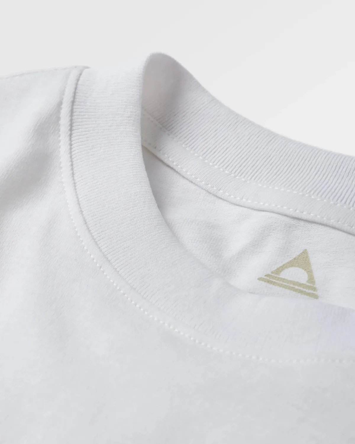 T-Shirts & Tank Tops|Passenger Elbio Recycled Relaxed Fit T-Shirt - White