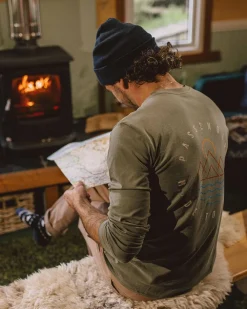 T-Shirts & Tank Tops|Passenger Escapism Recycled Long Sleeve T-Shirt - Dusty Olive DustyOlive