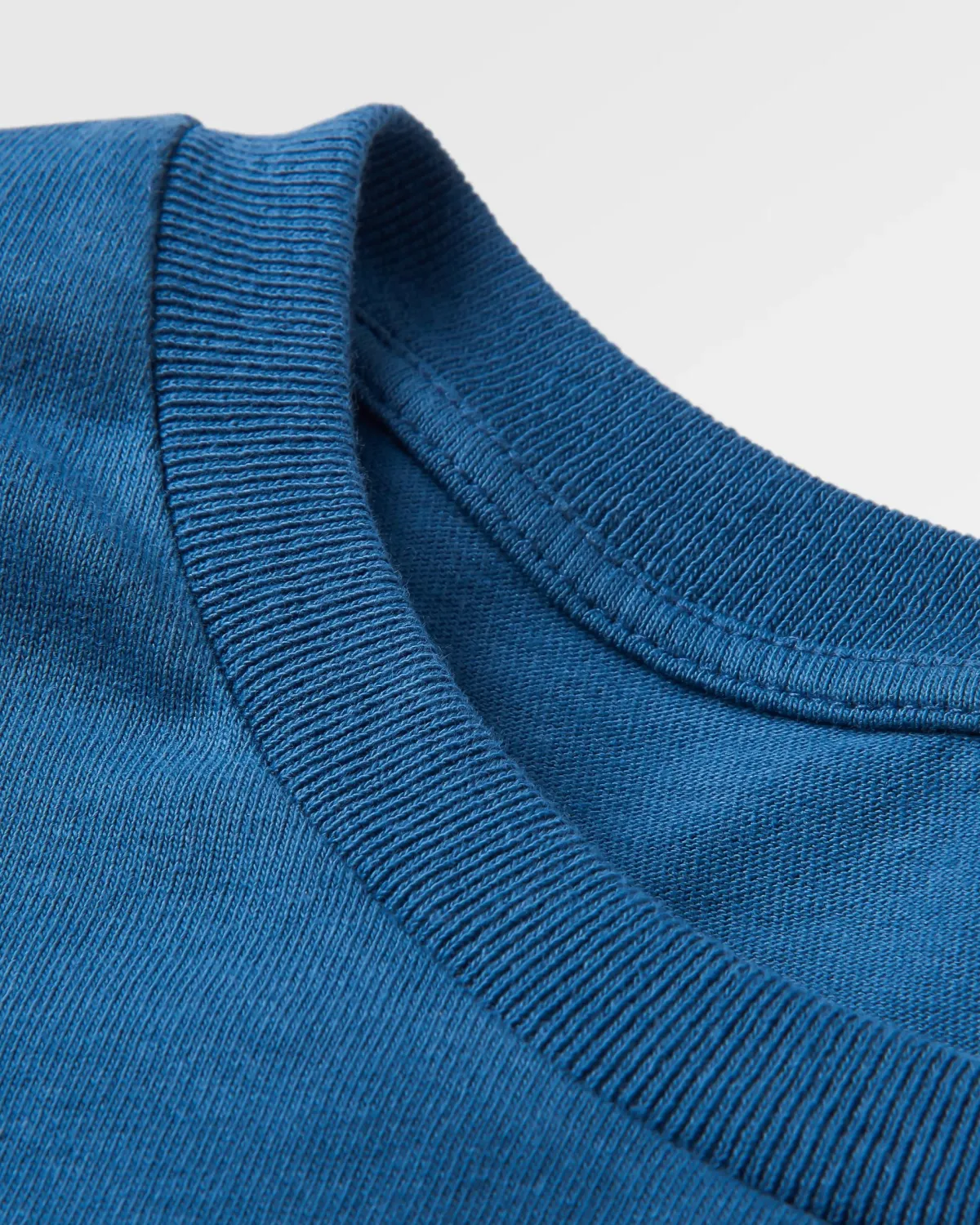 T-Shirts & Tank Tops|Passenger Escapism Recycled Long Sleeve T-Shirt - Dark Denim DarkDenim