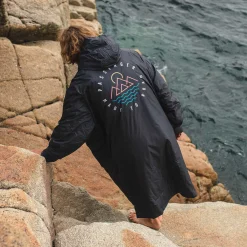 Changing Robes & Ponchos|Surf Accessories|Passenger Escapism Recycled Towel Lined Changing Robe - Black