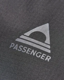 Jackets|Passenger Flow Half Zip Recycled Water Resistant Jacket - True Black/Pistachio TrueBlack/Pistachio