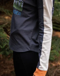 Tops & T-Shirts|T-Shirts & Tank Tops|Passenger Hilltop Organic Cotton Long Sleeve T-Shirt - Charcoal