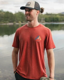 Outdoor Active|T-Shirts & Tank Tops|Passenger Kirkwood Textured Active T-Shirt - Red Ochre RedOchre
