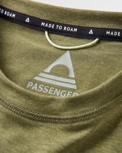 Outdoor Active|T-Shirts & Tank Tops|Passenger Kirkwood Textured Active T-Shirt - Khaki Green KhakiGreen