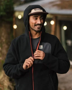 Fleece|Passenger Loch Hooded Recycled Polar Fleece - Black