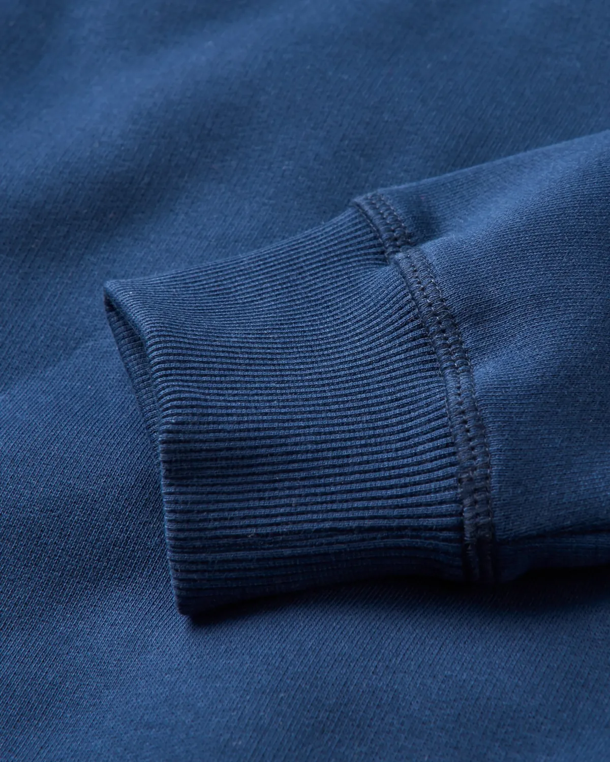 Hoodies & Sweatshirts|Passenger Made to Roam Long Sleeve Sweatshirt - Rich Navy RichNavy