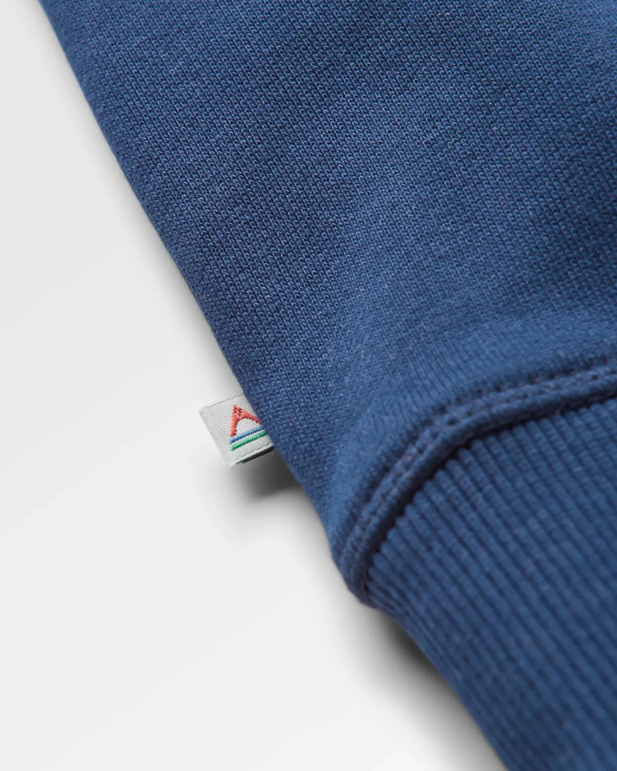 Hoodies & Sweatshirts|Passenger Made to Roam Long Sleeve Sweatshirt - Rich Navy RichNavy