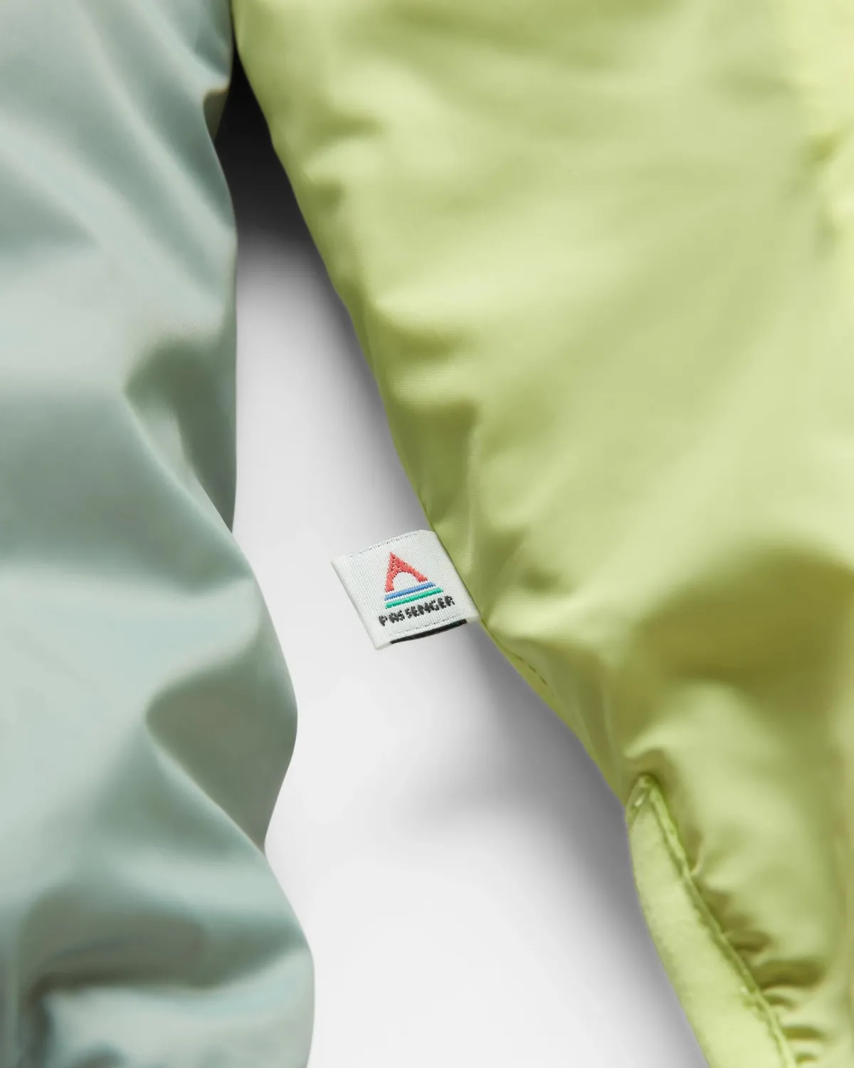 Jackets|Insulated|Passenger Moonlight Recycled Insulated Pullover - Lime Juice LimeJuice