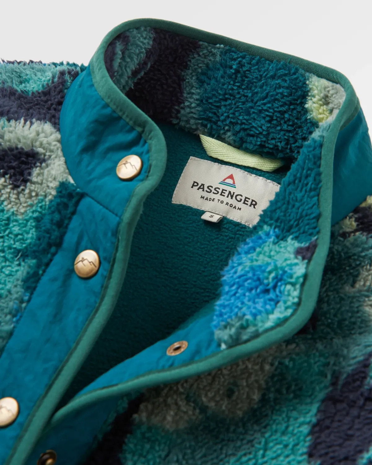 Fleece|Fleece|Passenger Navegado Recycled Soft-Touch Sherpa Fleece - Alpine Camo Rain Forest AlpineCamoRainForest