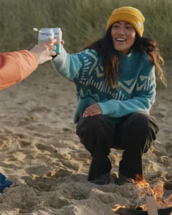Knitwear|Sweaters|Passenger Nettle Recycled Knitted Sweater - Arctic