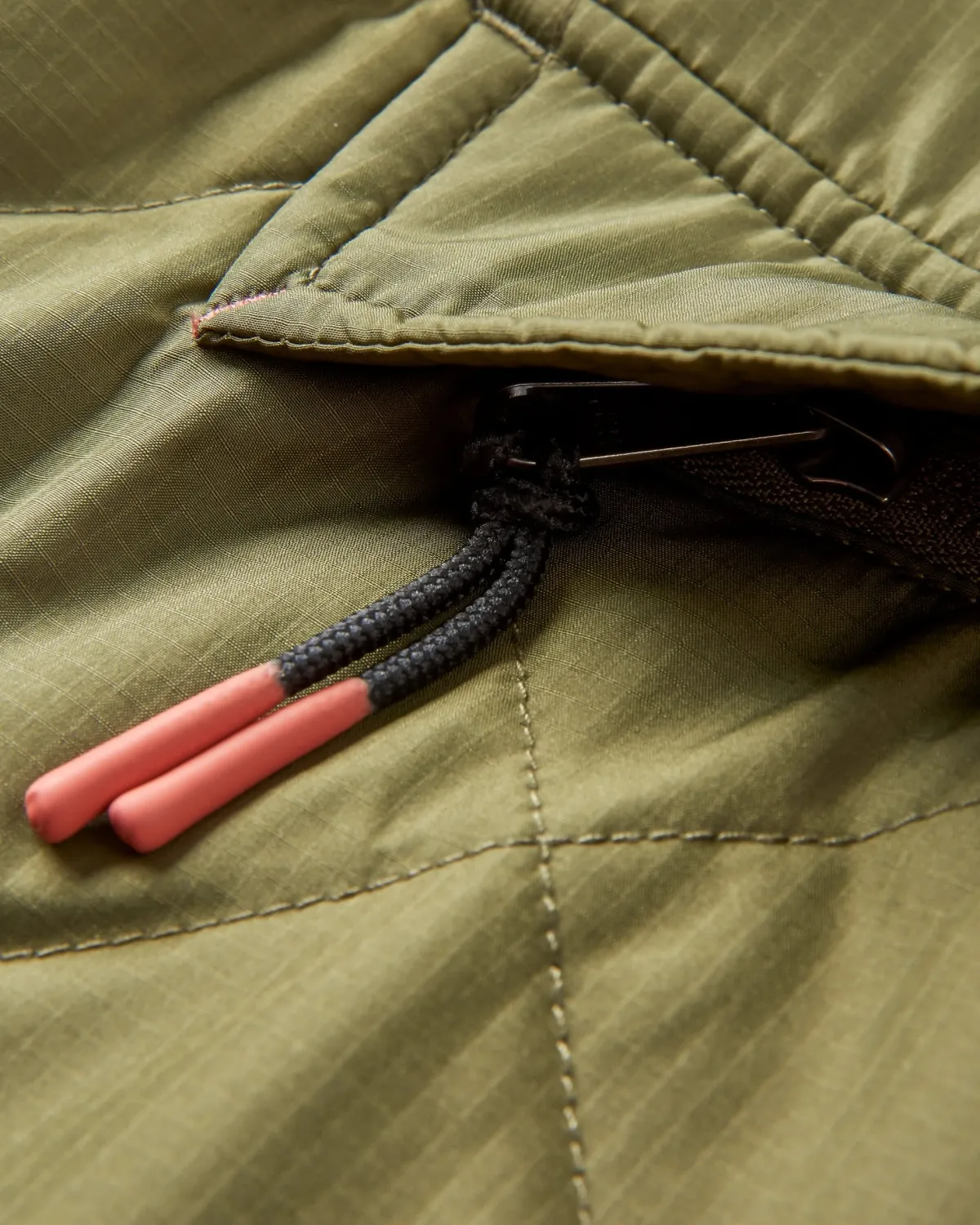 Jackets|Insulated|Passenger Oceanic Recycled Insulated Half Zip Jacket - Black/Khaki Green Black/KhakiGreen