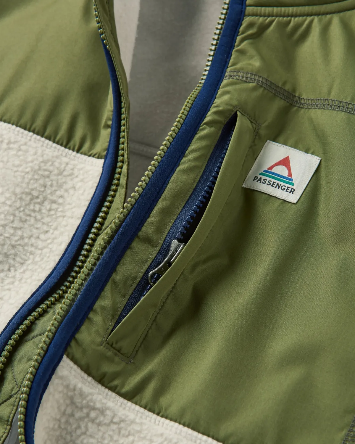 Fleece|Fleece|Passenger Offgrid Recycled Sherpa Fleece Vest - Oatmeal/Khaki Oatmeal/Khaki
