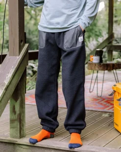 Pants|Passenger Offgrid Recycled Sherpa Fleece Jogger - Black