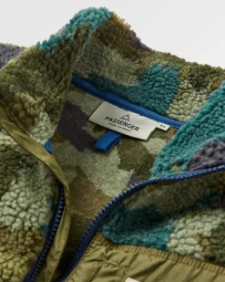 Fleece|Fleece|Passenger Offroad Recycled Sherpa Half Zip Fleece - Alpine Camo Khaki Green AlpineCamoKhakiGreen