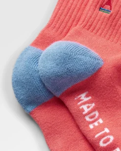 Surf Accessories|Socks|Passenger Organic Mid-weight Crew Socks - Shell Pink ShellPink