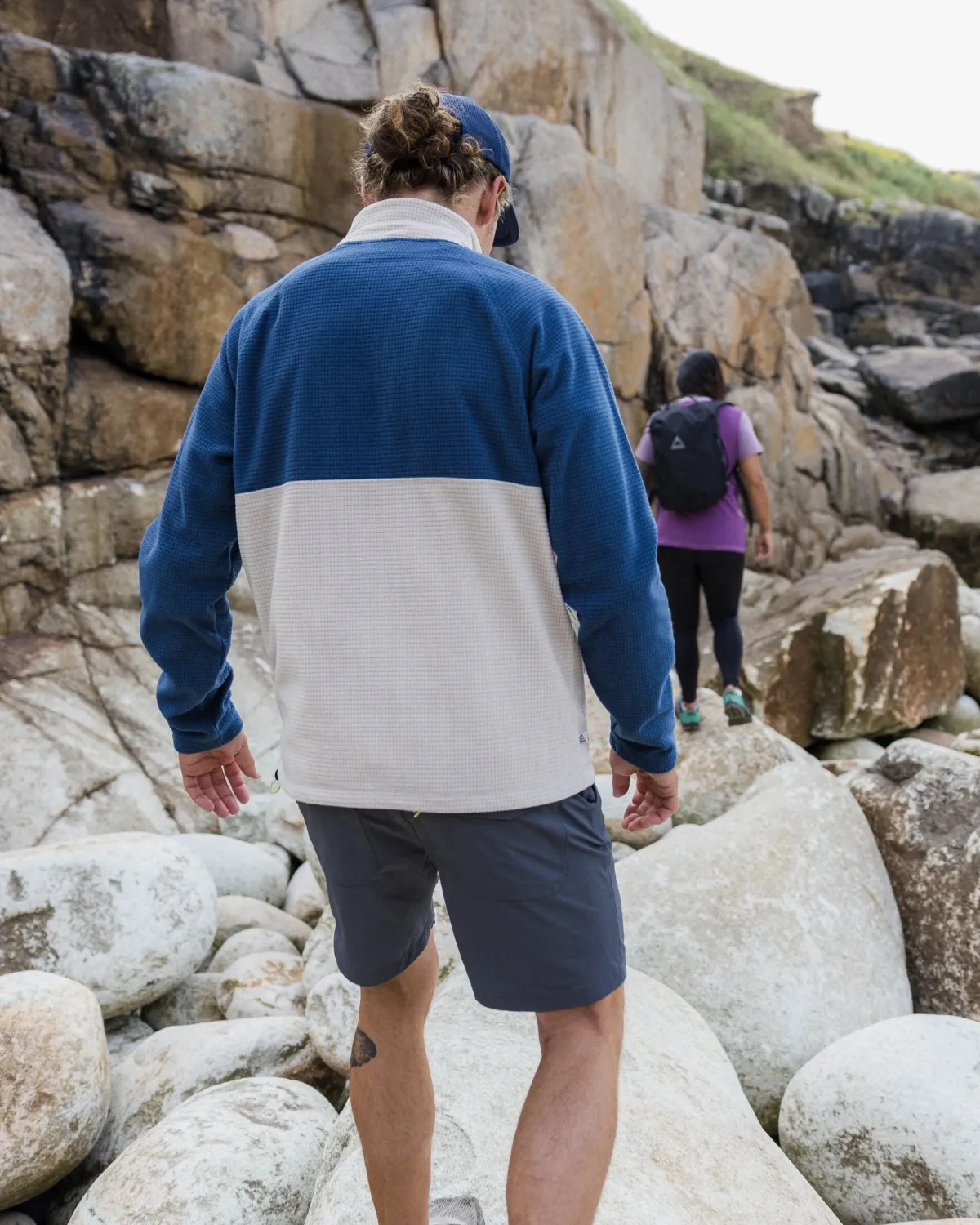 Fleece|Fleece|Passenger Overlook Recycled Grid Polar Fleece - Dark Denim/Pebble Grey DarkDenim/PebbleGrey