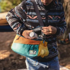 Backpacks & Bags|Storage & Coolers|Passenger 8-Pack Recycled Cooler Bag - Multi Color MultiColor