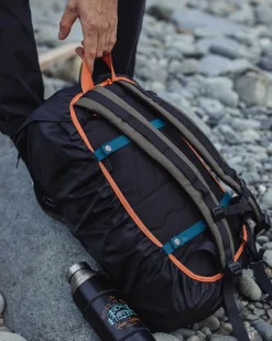 Backpacks|Passenger Recycled Backpack Cover (18-35L) - Black