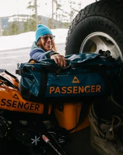 Duffel Bags|Backpacks & Bags|Passenger Roamer Recycled 60L Duffel Bag - Tidal Blue TidalBlue