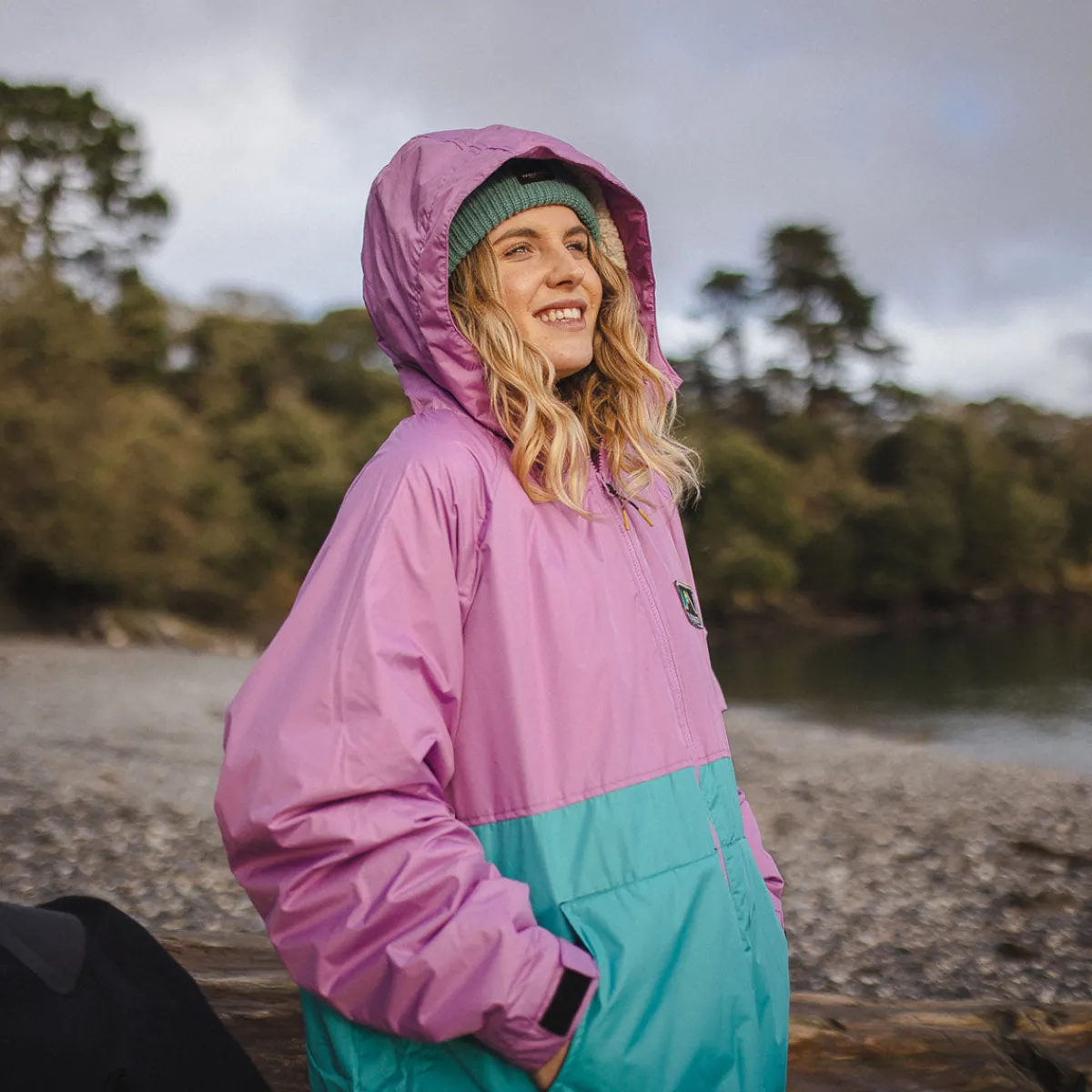 Surf Accessories|Surf Accessories|Passenger Roaming Recycled Sherpa Lined Changing Robe - Viridian Green/Orchid ViridianGreen/Orchid