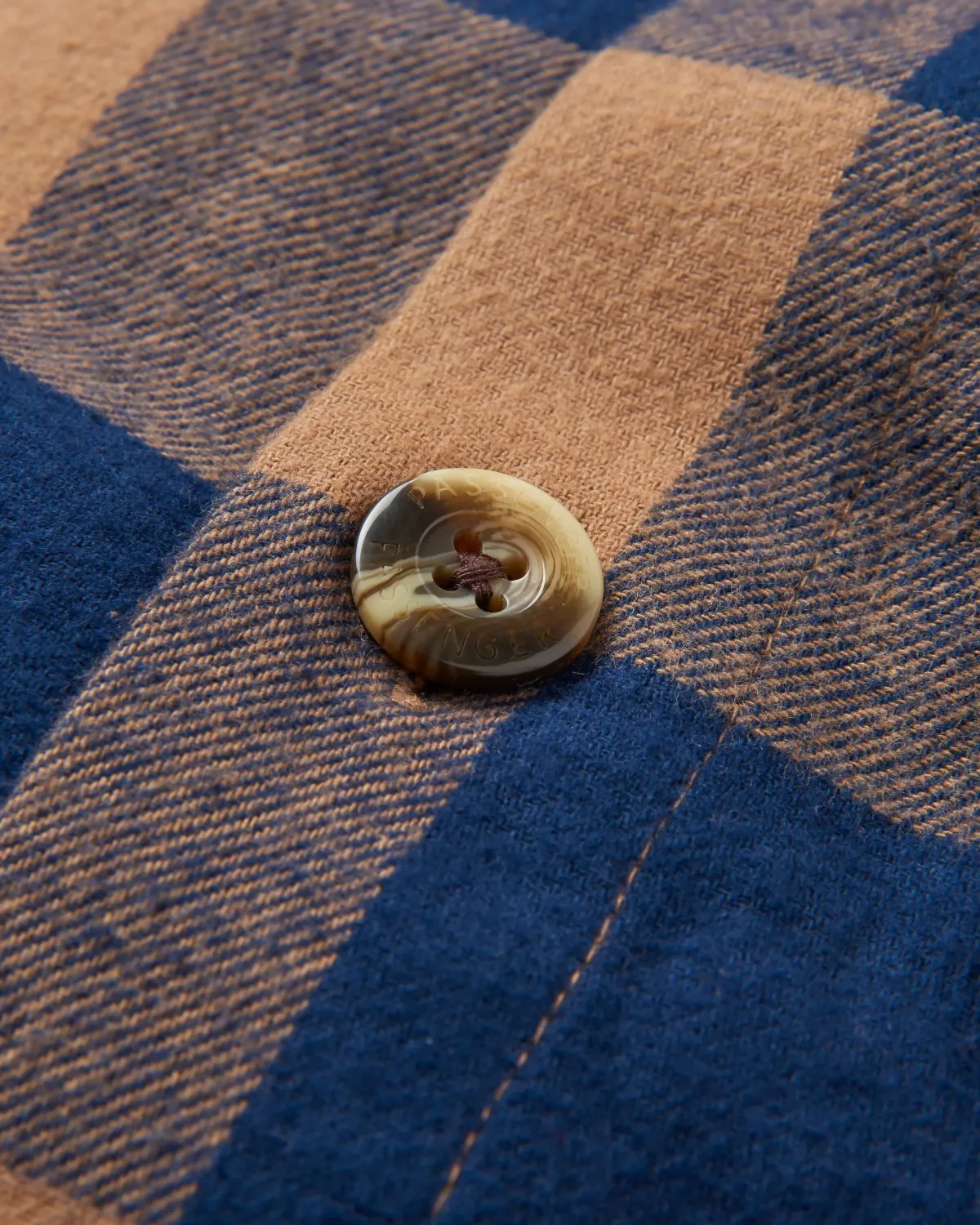Shirts|Passenger Rustic 2.0 Organic Cotton Long Sleeve Shirt - Toffee/Rich Navy Buffalo Toffee/RichNavyBuffalo