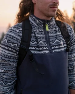 Fleece|Fleece|Passenger Set Off Recycled Polar Quarter Zip Fleece - Mountain Geo Stormy Sea MountainGeoStormySea