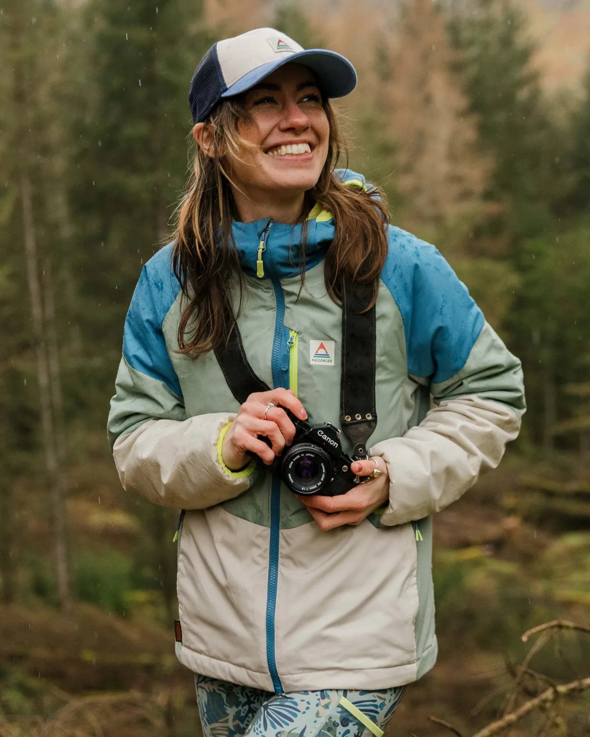 Jackets|Outdoor Active|Passenger Shasta Lightweight Women's Recycled Thermore Insulated Jacket - Pistachio/Blue Steel Pistachio/BlueSteel
