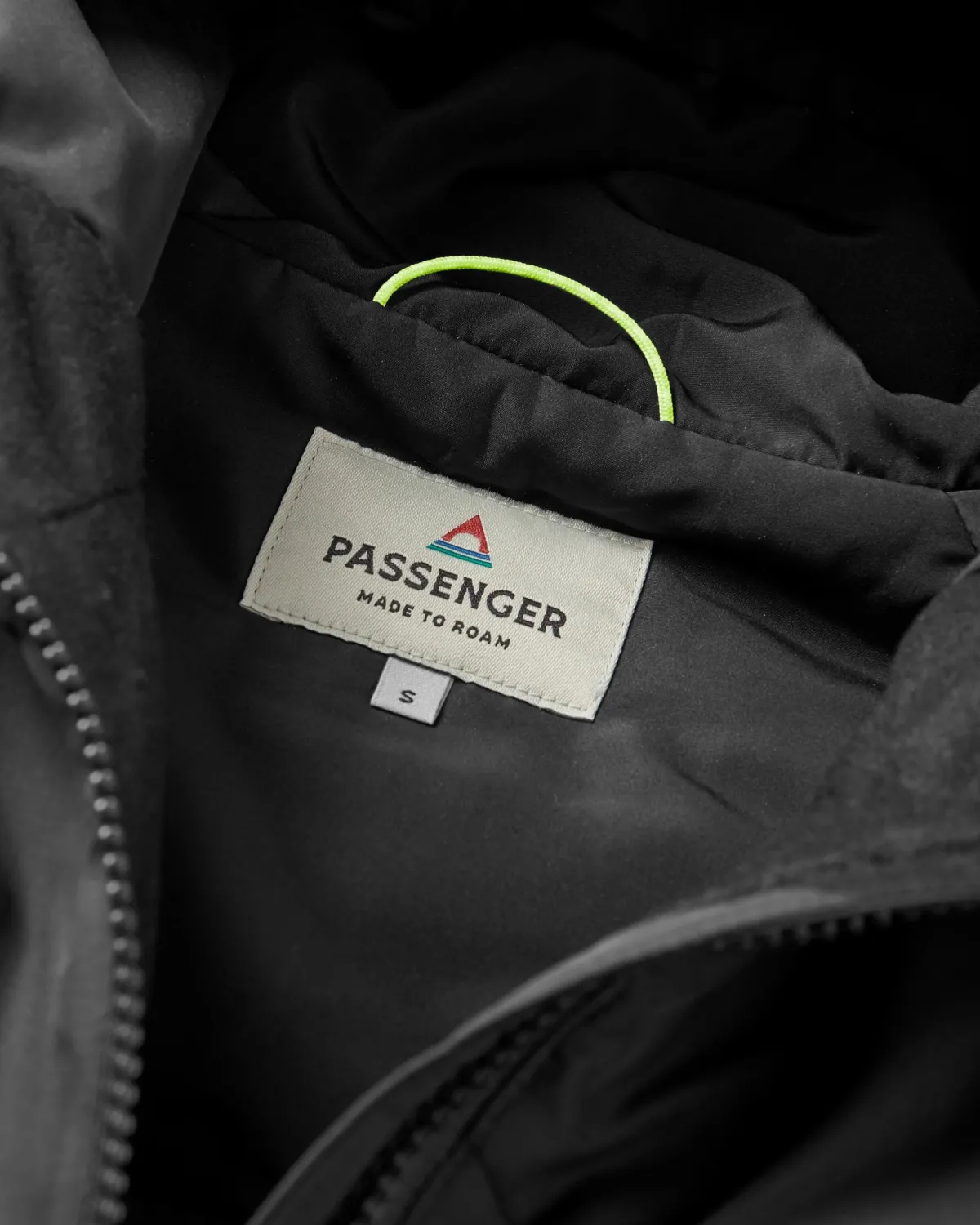 Jackets|Tops|Passenger Shasta Lightweight Women's Recycled Thermore Insulated Jacket - Black