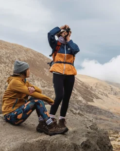 Insulated|Outdoor Active|Passenger Singletrack Recycled Thermore® Insulated Jacket - Dark Denim/ Apricot DarkDenim/Apricot