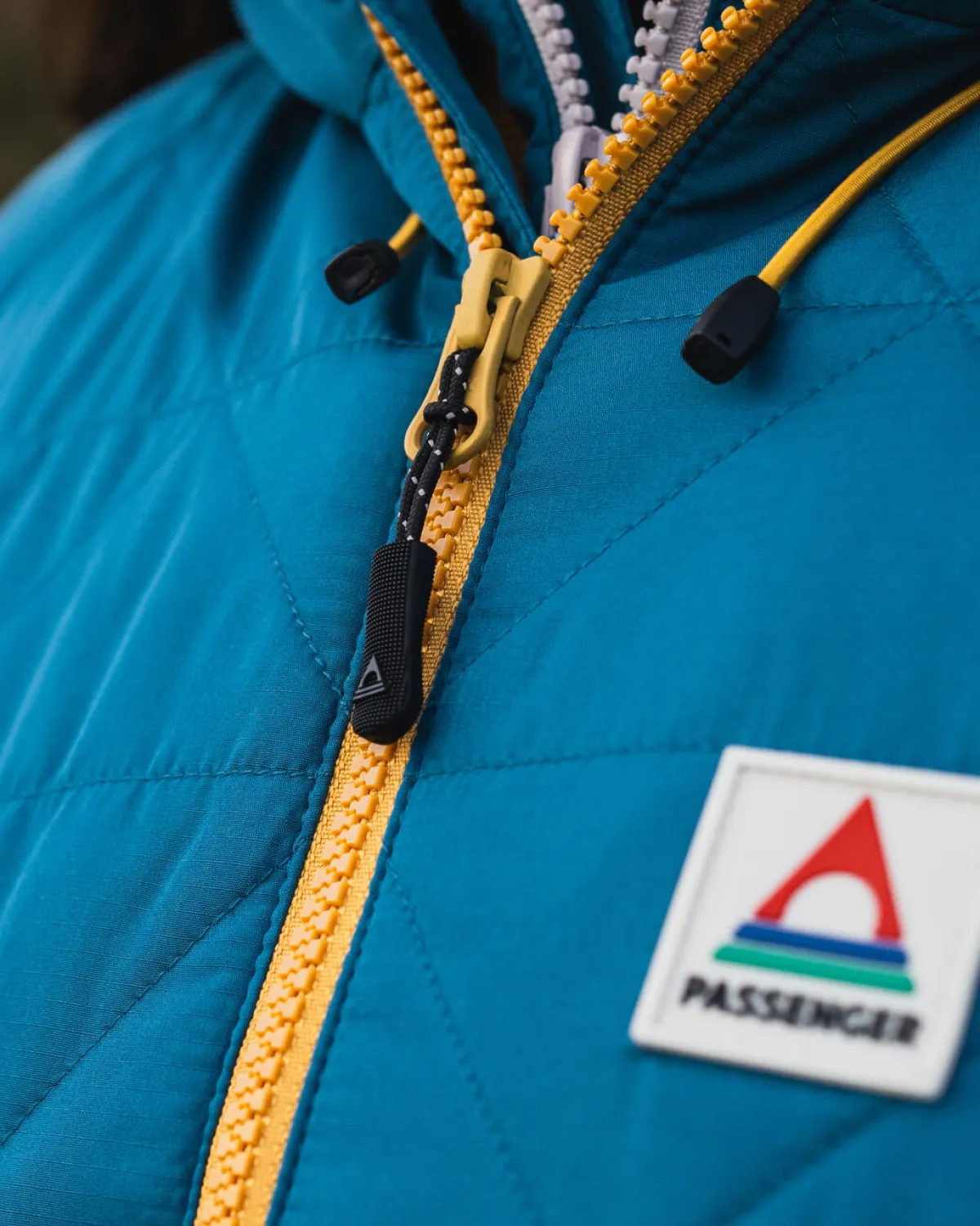 Insulated|Outdoor Active|Passenger Singletrack Recycled Thermore® Insulated Jacket - Corsair Blue/ Jungle Green CorsairBlue/JungleGreen
