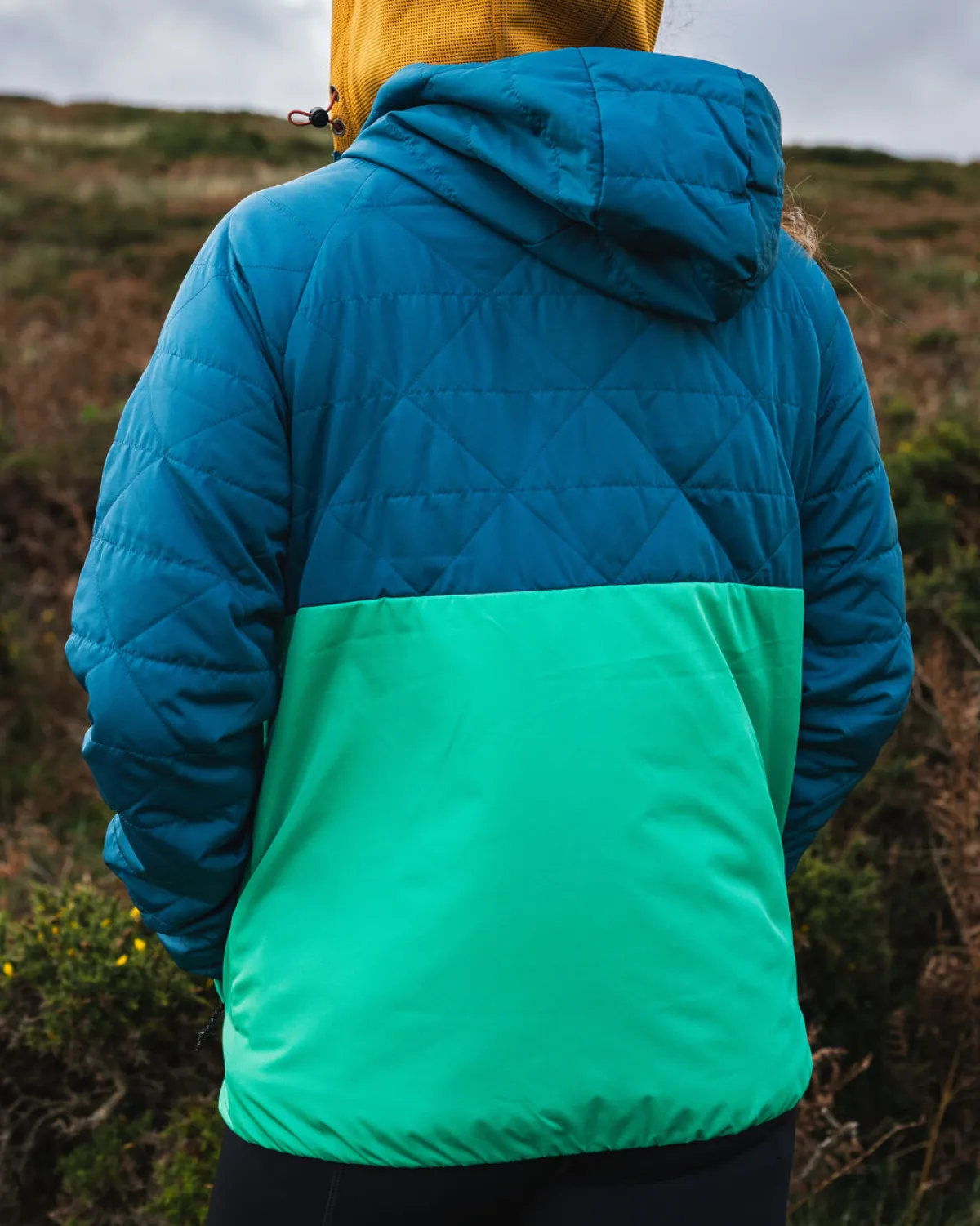 Insulated|Outdoor Active|Passenger Singletrack Recycled Thermore® Insulated Jacket - Corsair Blue/ Jungle Green CorsairBlue/JungleGreen