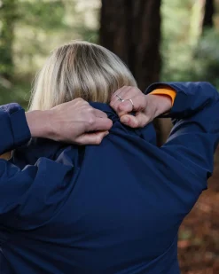 Outdoor Active|Tops|Passenger Skyline Recycled Water Resistant Pullover - Rich Navy RichNavy