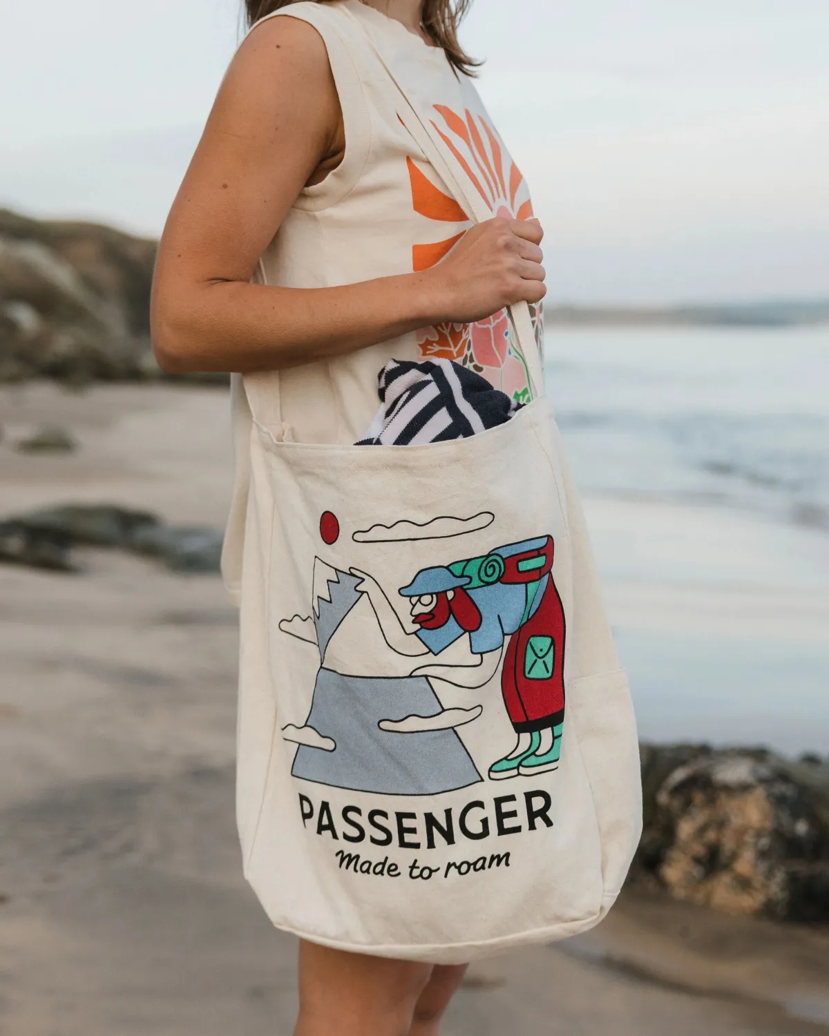 Tote Bags|Passenger Sneaky Peak Organic Cotton Tote Bag - Multi - Passenger