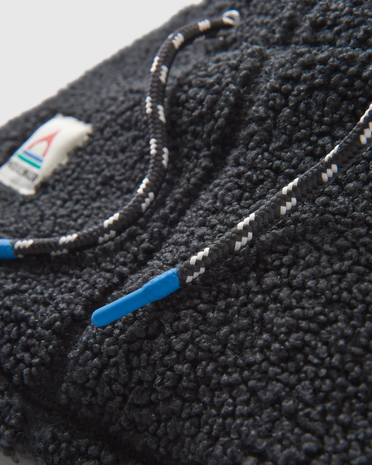 Beanies|Beanies|Passenger Snowdrift Recycled Fleece Hood - Black